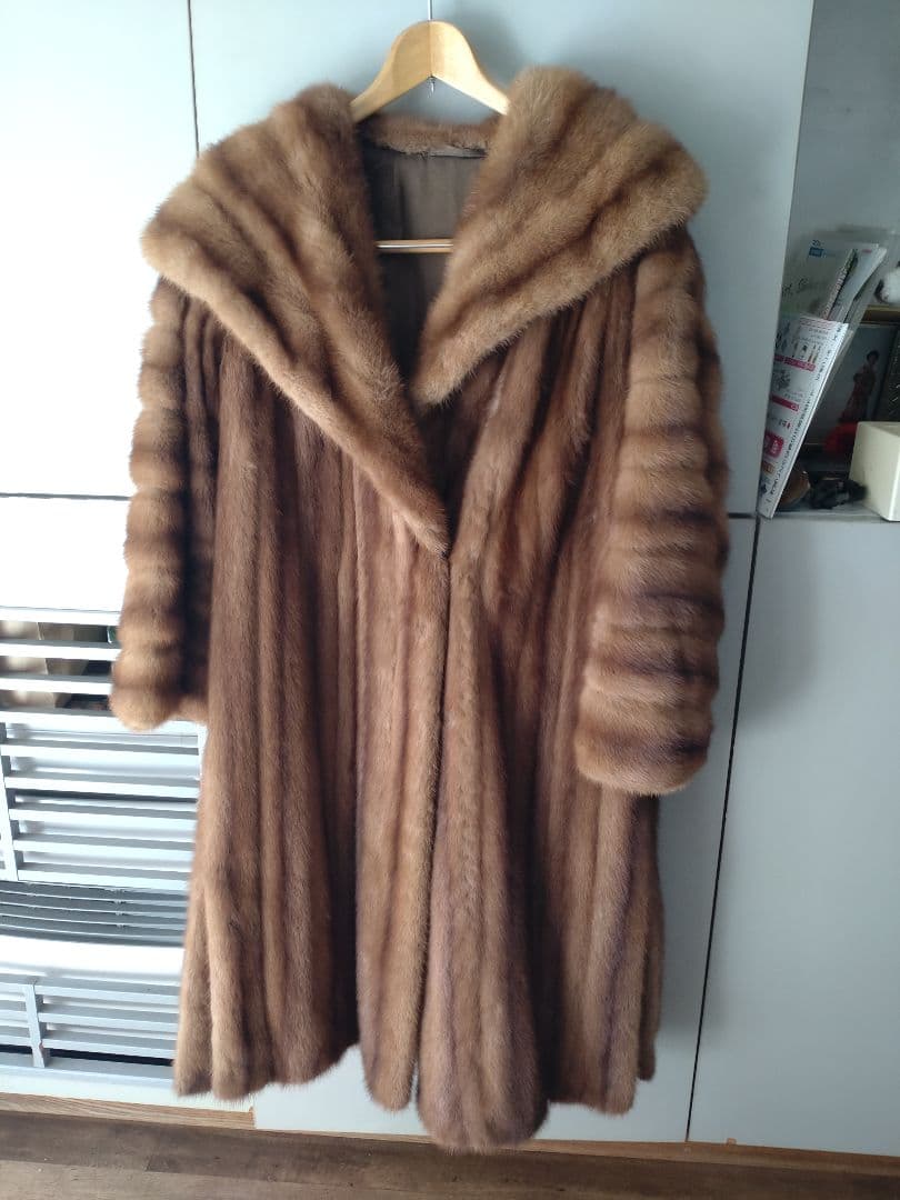 大きな襟裏表ミンク　フード付きミンクコート　ヴィンテージ　1950年代　英国