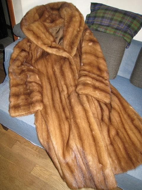 大きな襟裏表ミンク　フード付きミンクコート　ヴィンテージ　1950年代　英国