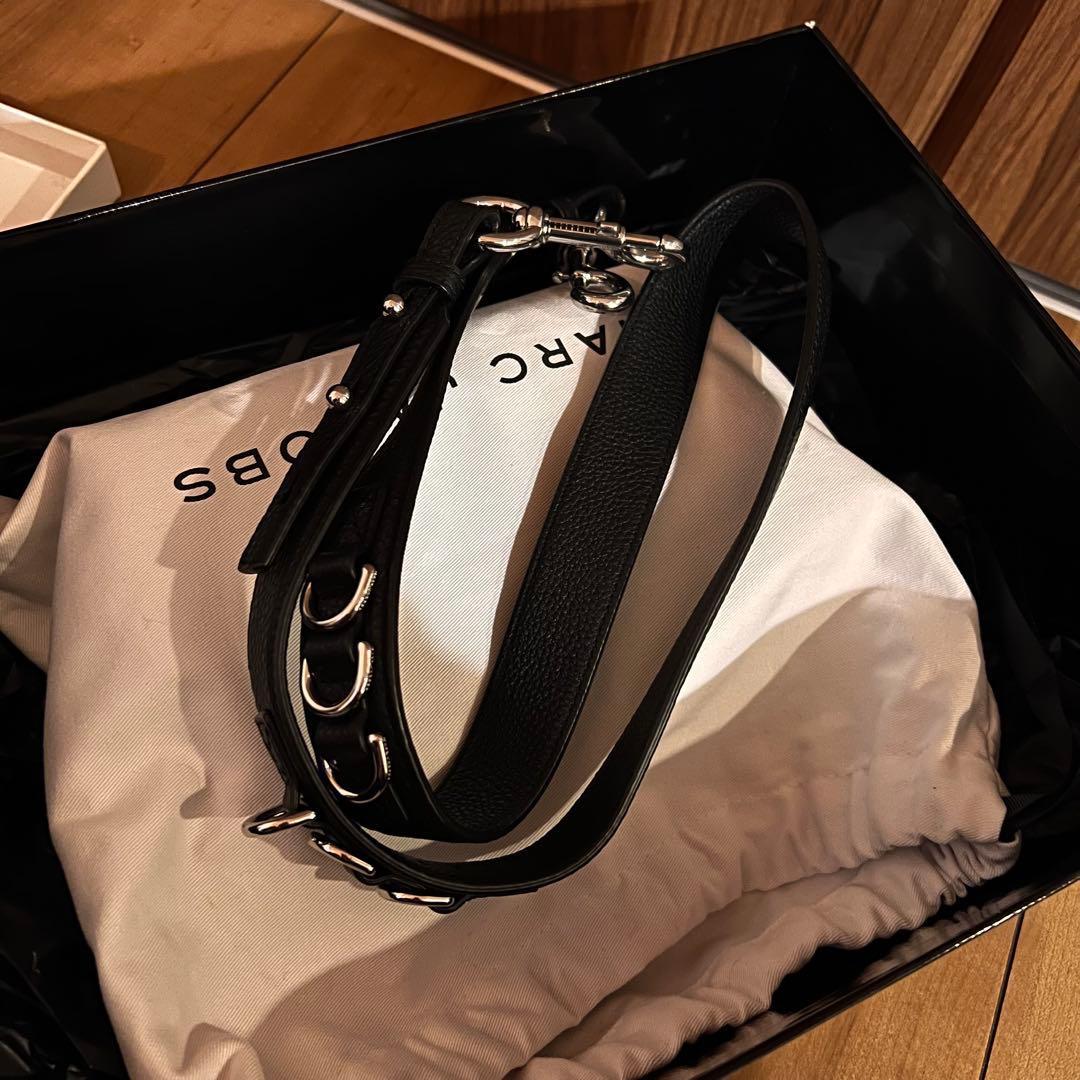 MARC JACOBS ブラックレザー バッグ