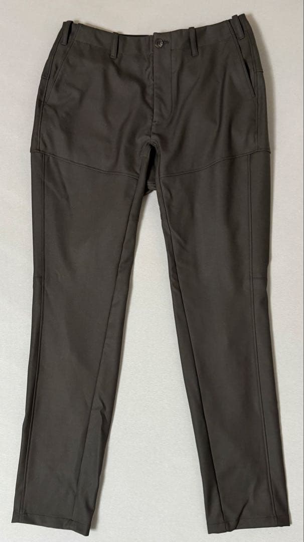 【美品】山内 ウールダブルクロス・⽴体切替パンツ