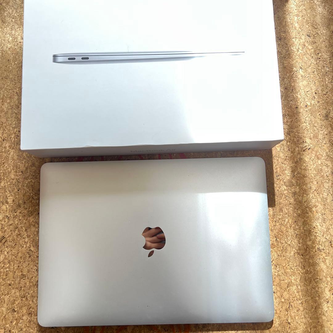 MacBook Air 2020 M1 シルバー 本体のみ 箱付き 液晶割れあり