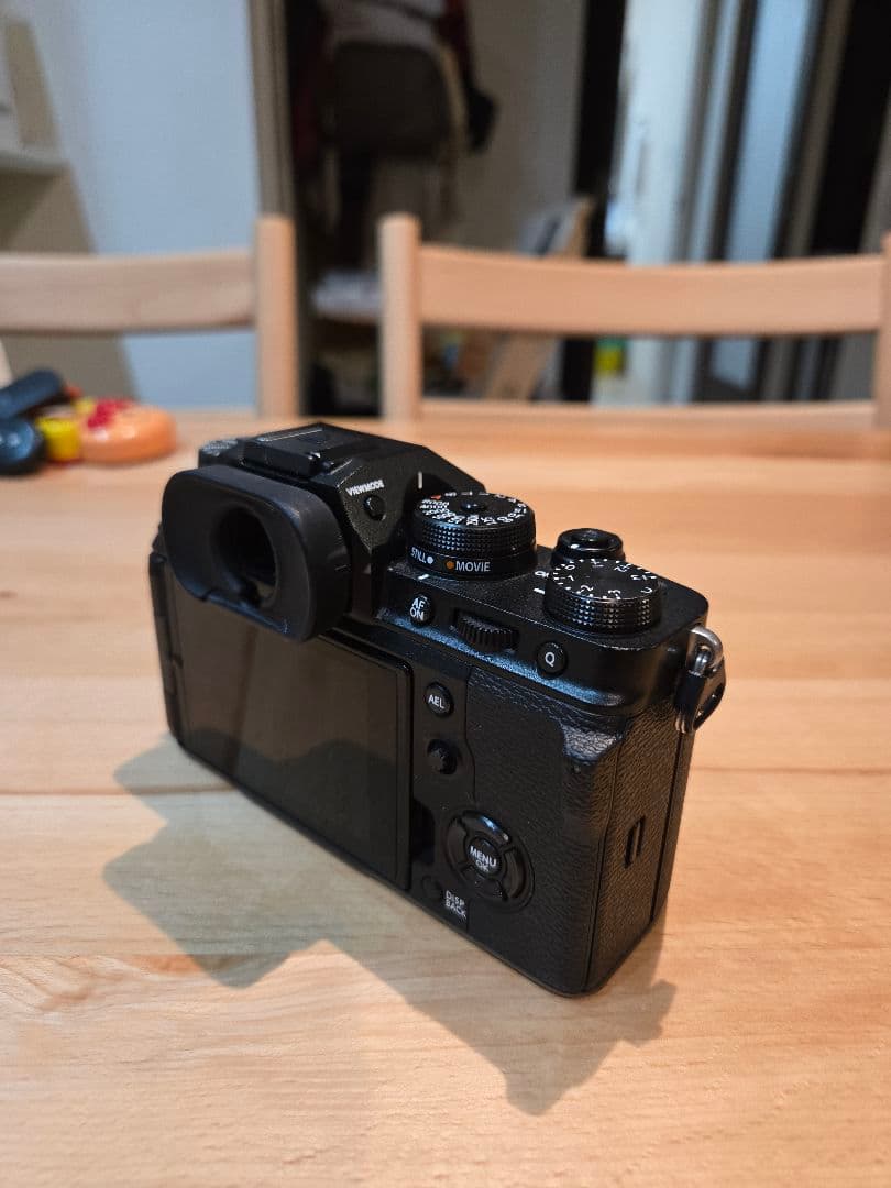 FUJIFILM フジフィルム X-T4 ミラーレス一眼カメラ