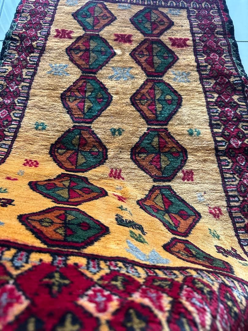 126×74 ヴィンテージラグ　手織ラグ　トライバルラグ