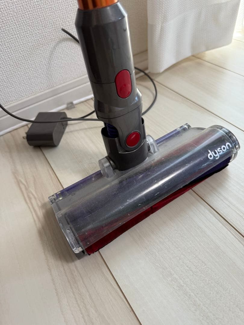 Dyson cyclone v10fluffy 掃除機