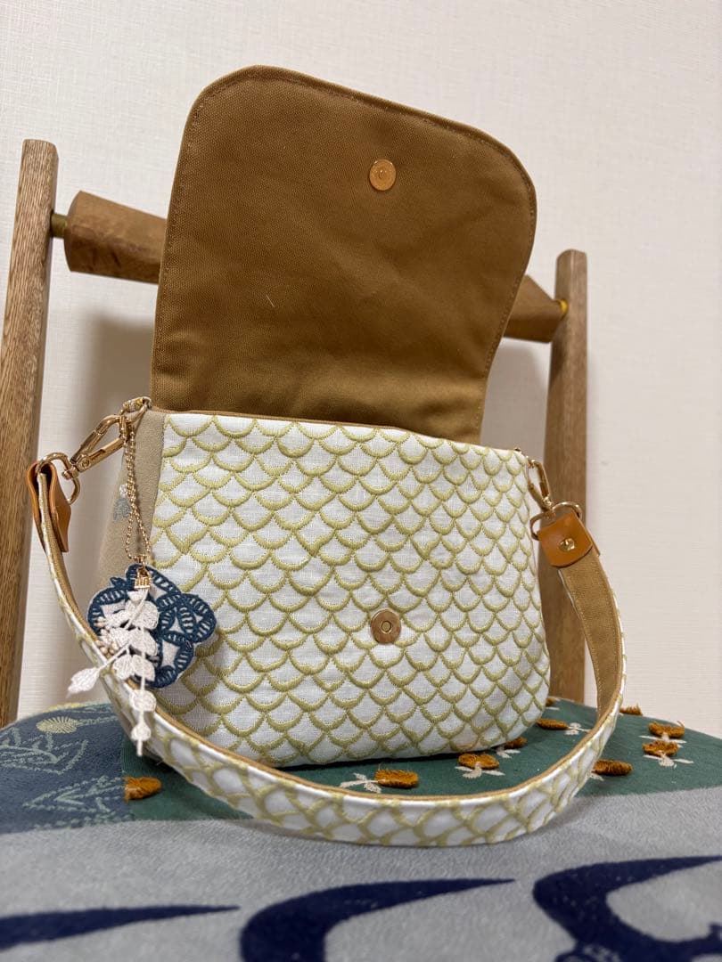 新入荷▫︎ハンドメイド▫︎ミナペルホネン▫︎ミディアムパン　肩ショルダー