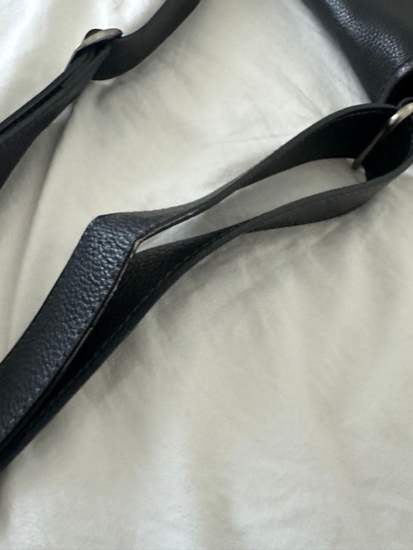 土屋鞄 トーンオイルヌメミディアムショルダー 黒