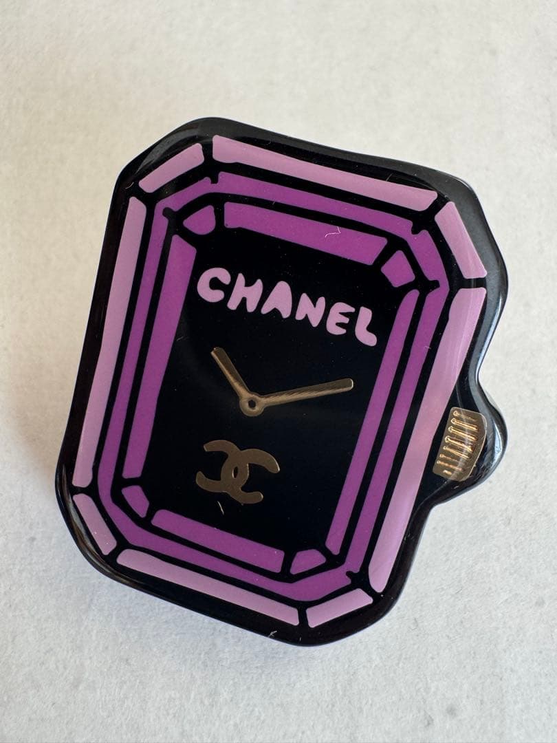 CHANEL 紫 宝石型 時計ブローチ
