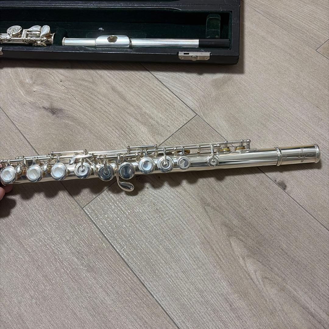 Pearl　フルート PF-525E　Eメカ　ピントップアーム　リッププレート銀