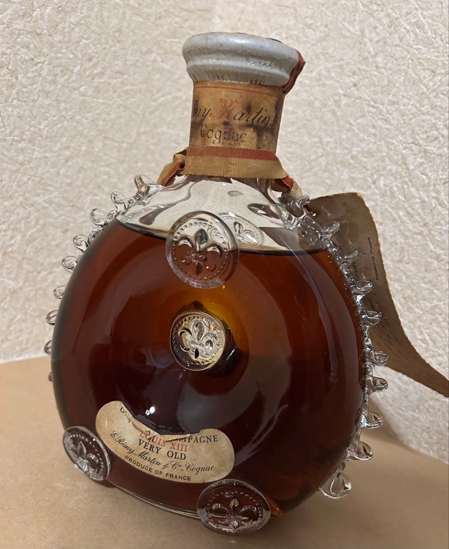 古酒　レミーマルタン　ルイ13世　ベリーオールド　バカラボトル