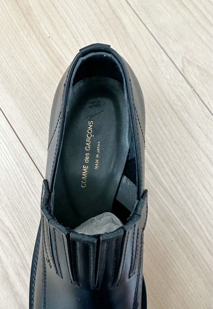 246。 コムデギャルソン　ローファー新品未使用