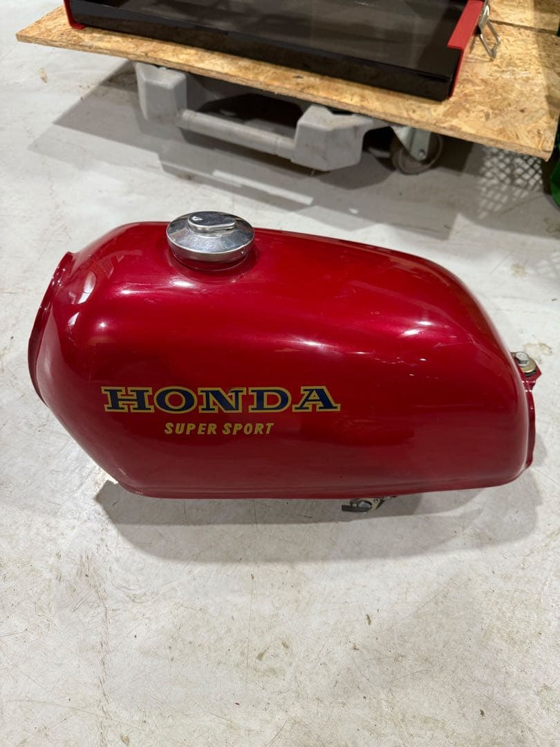 ノ*キ様 エイプ50.エイプ100 赤パールタンクキタコシートセット