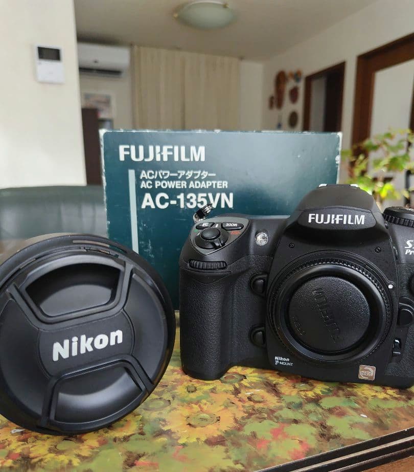 FUJIFILM S5 Proデジタル一眼レフ　Nikon Zoomレンズ　一式