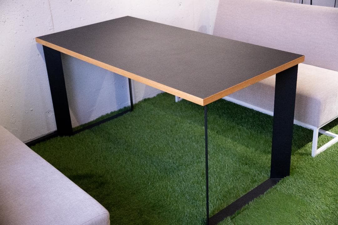 KANADEMONO THE TABLE/オフィスやダイニングにぴったり