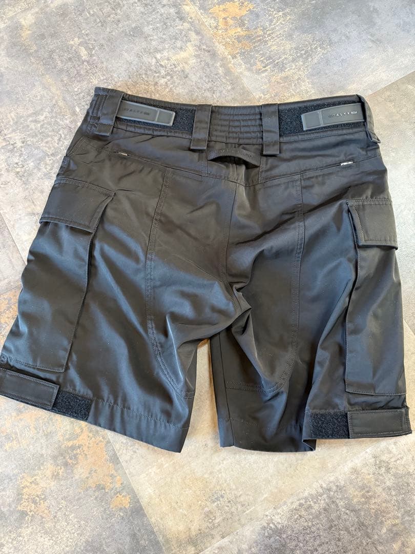1017 ALYX 9SM TACTICAL SHORTS ショーツ