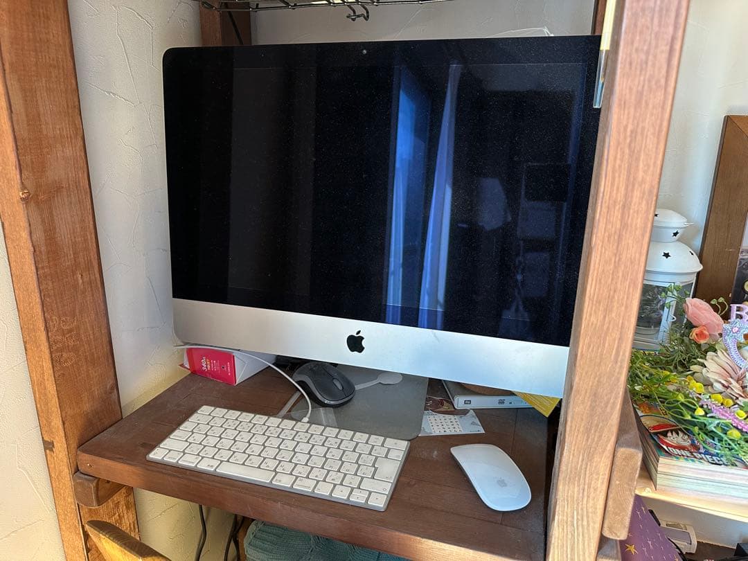 iMac 21.5インチ MMQA2J/A