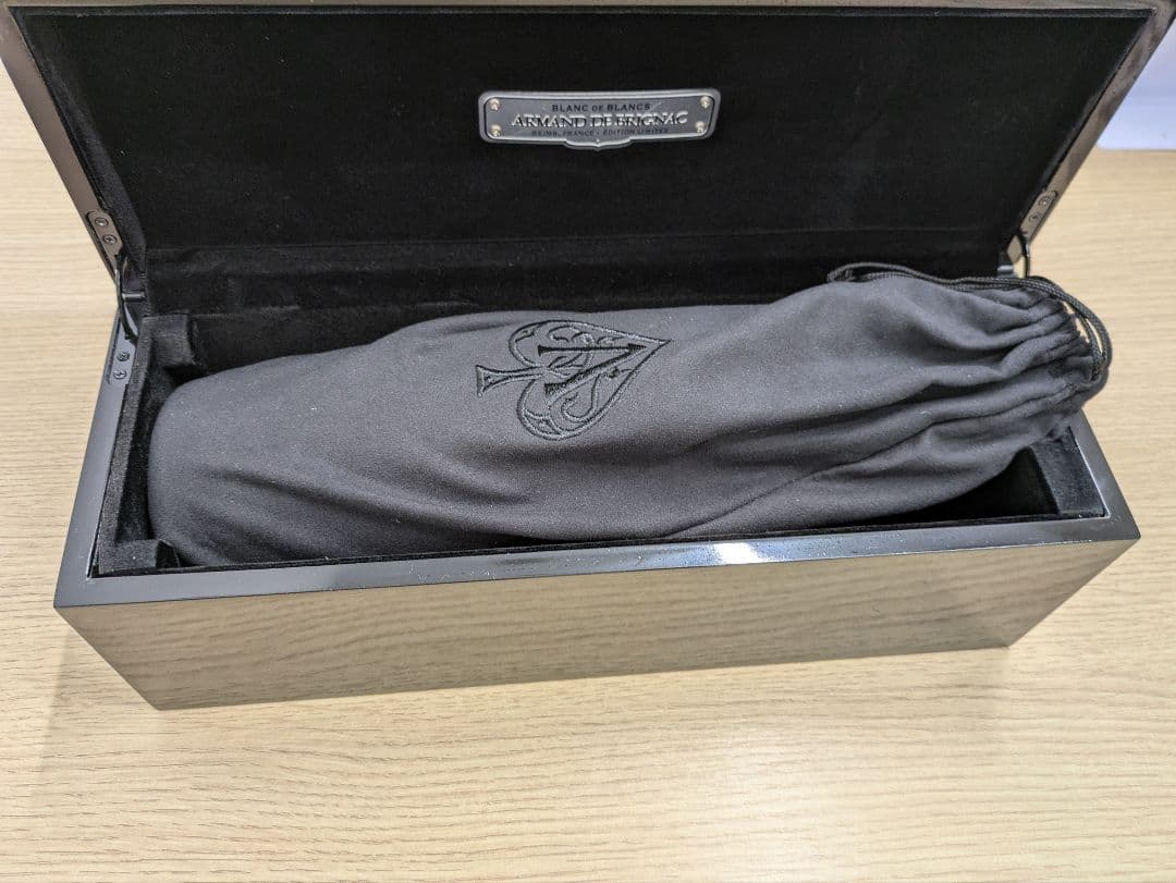 ARMAND DE BRIGNAC アルマン・ド・ブリニャック シャンパン