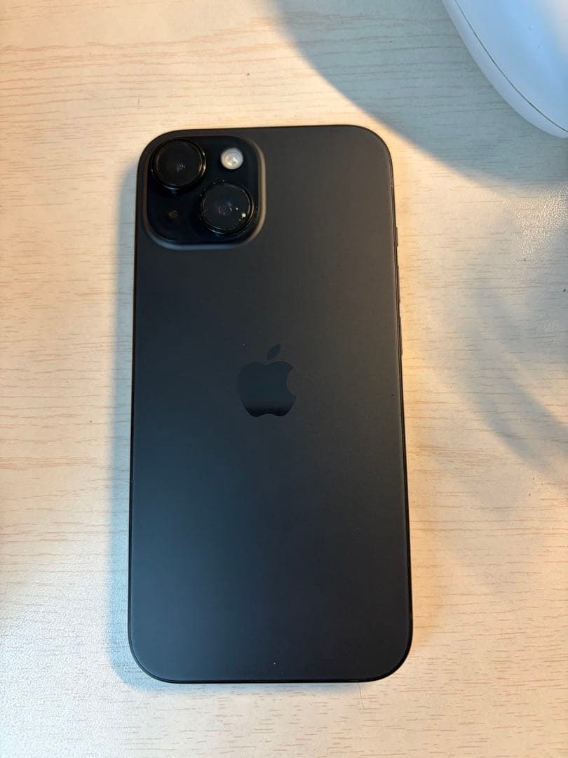 Apple iPhone 15 ブラック 本体