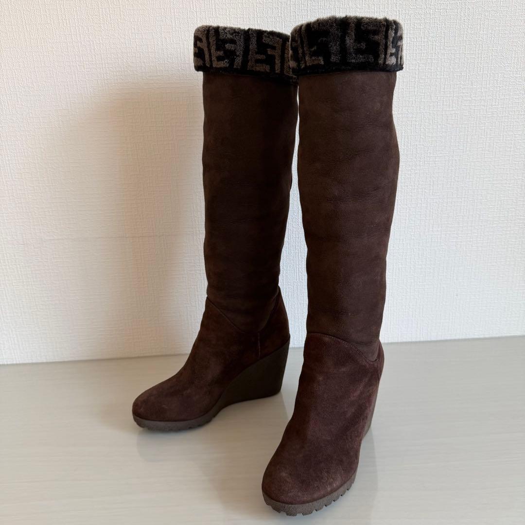 フェンディ　ロングムートンブーツ　スエード　イタリア製　FFロゴ　ズッカ柄　茶