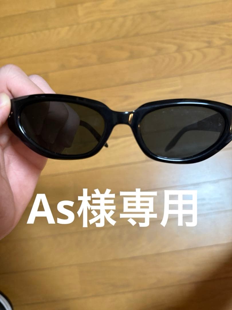 GENTLE MONSTER ブラック キャットアイサングラス