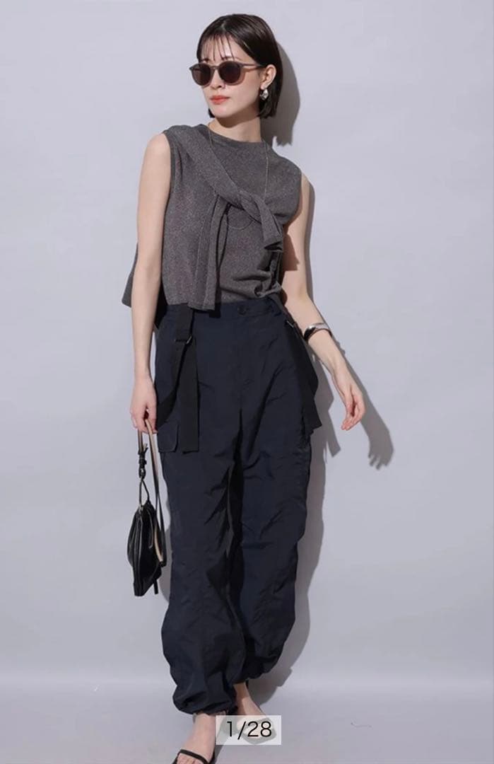 Arpege story 撥水サス付きパラシュートパンツ　ネイビー　新品