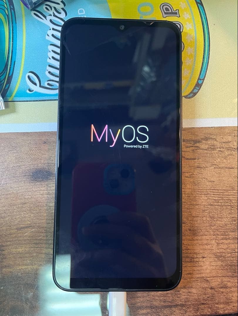 ZTE Libero 5Gスマートフォン 128GB デュアルカメラ