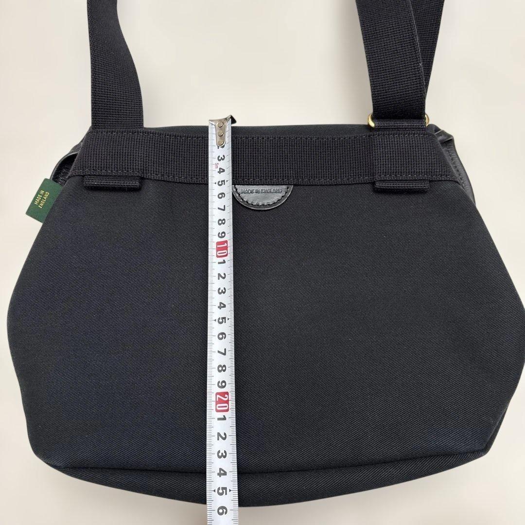 Brady ブレイディ ショルダーバッグ かぶせ ブラック