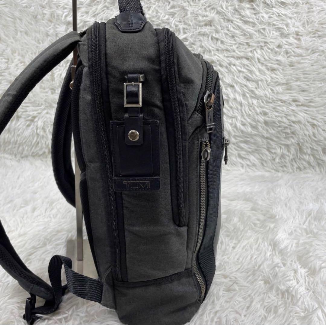 TUMI Davis Alpha Bravo ビジネスリュック　A4収納　２室