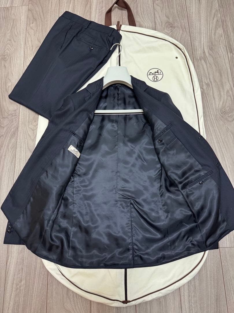 新品　エルメス　スーツ　46 濃紺　ストライプ