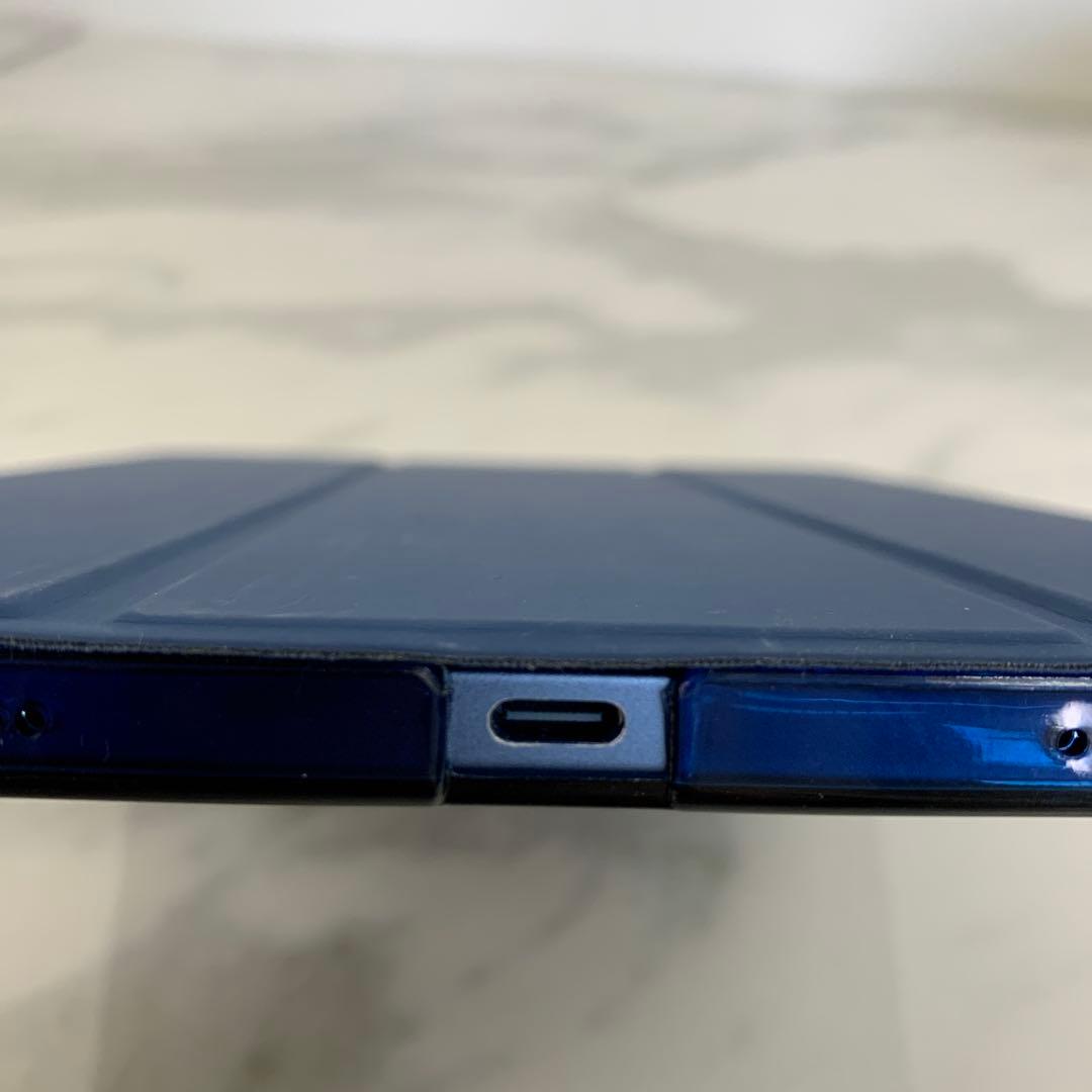 。iPad 第10世代 64GB Wi-Fiモデル ブルー カバー付き