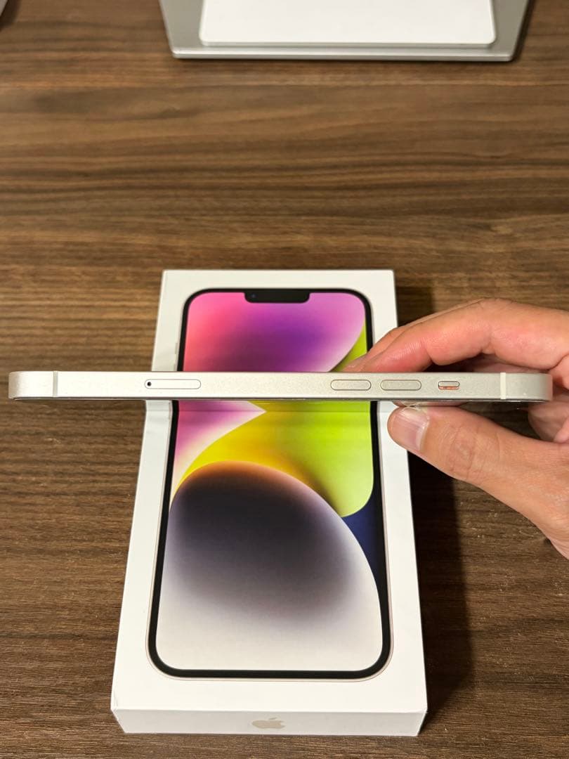 【98%】iPhone 14 plus 256GB SIMフリー スターライト