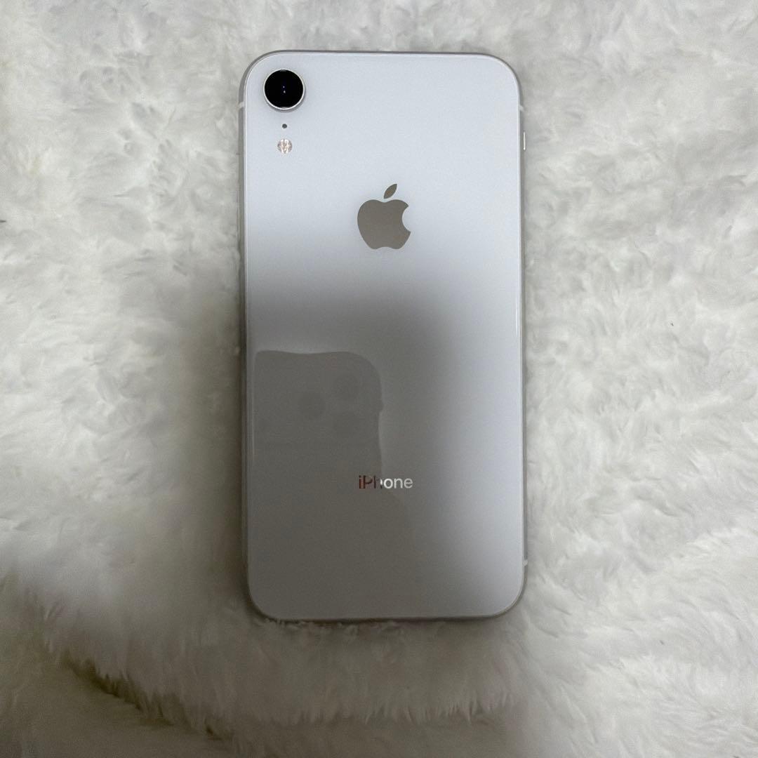 Apple iPhone XR 64GB ホワイト 本体