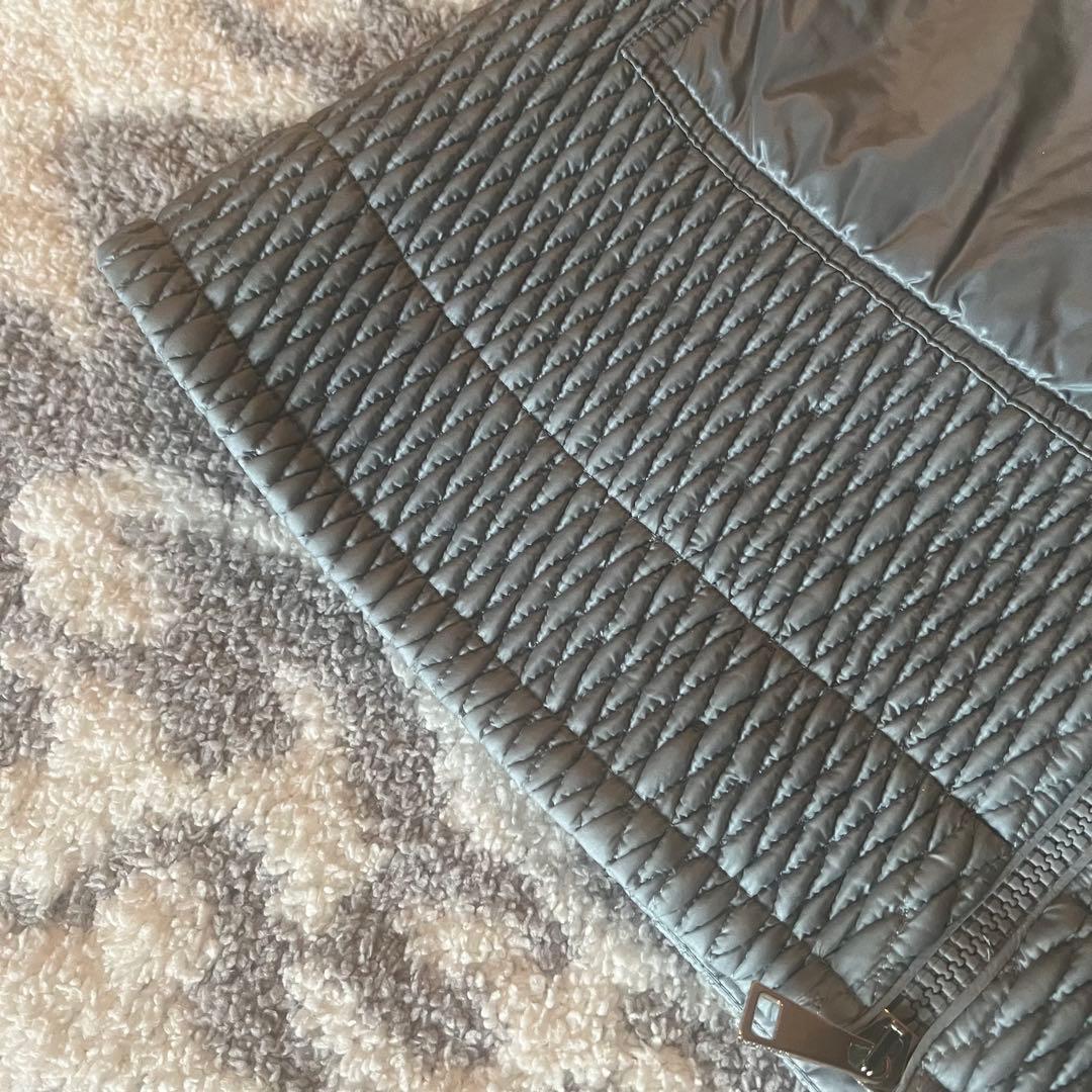 MONCLER GONNA グレーブルー　キルティングスカート　40 Ｍ