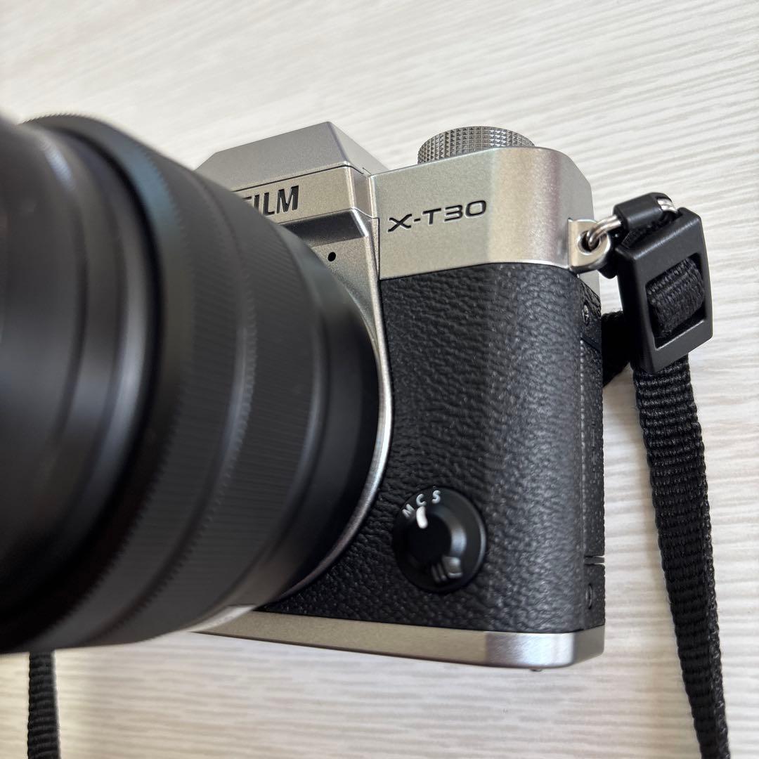 富士フィルムXT30II XC15-45mm レンズ　バッテリーチャージャー付き