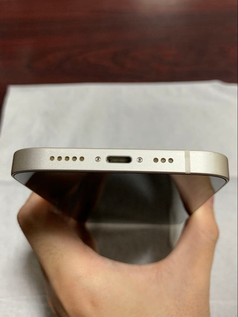 iPhone 13 128GB スタートライト