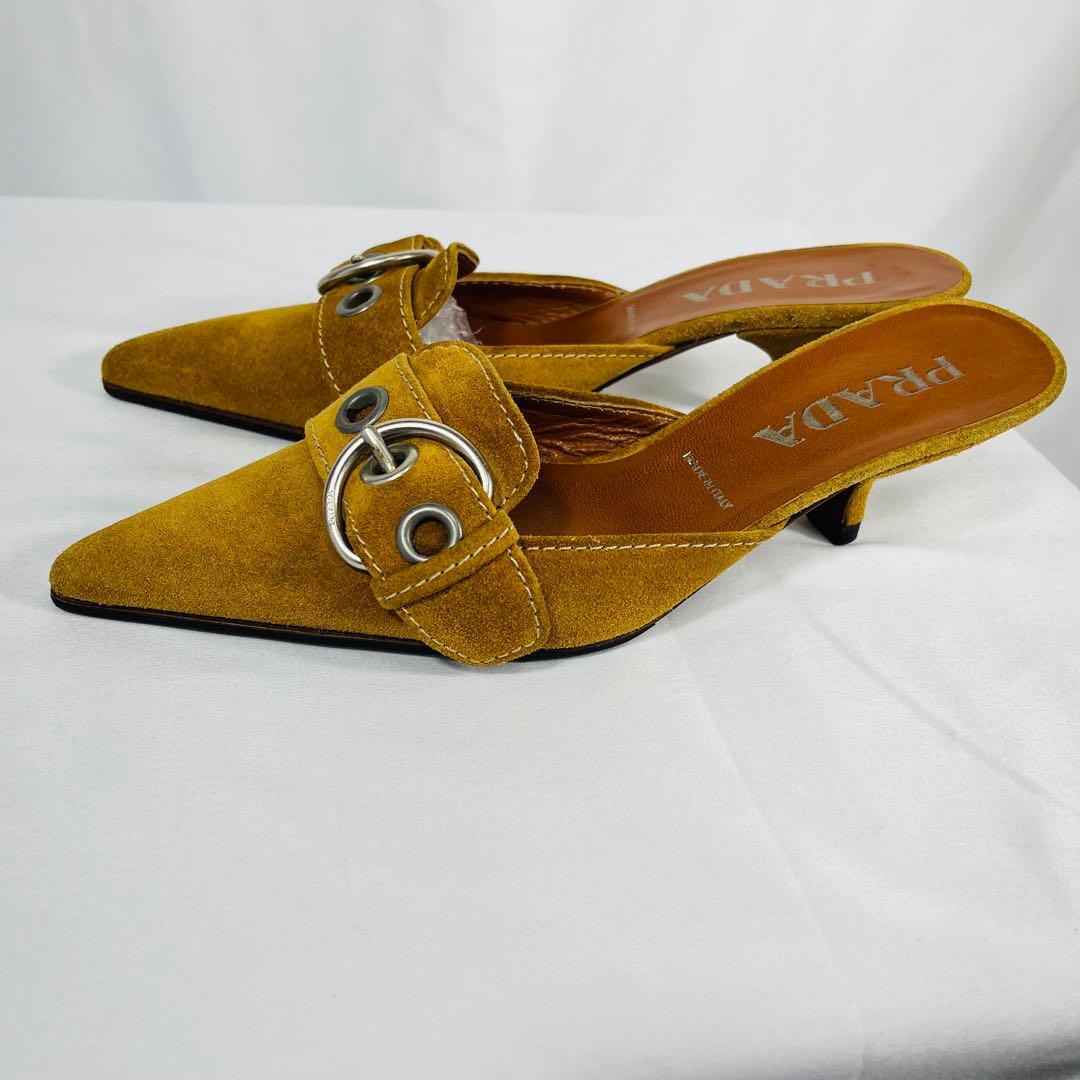 Prada プラダ　イエロー スエード ミュール スエードミュール