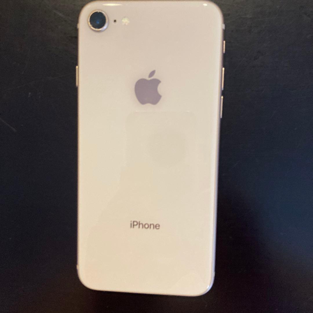 iPhone8 本体　ピンクゴールド