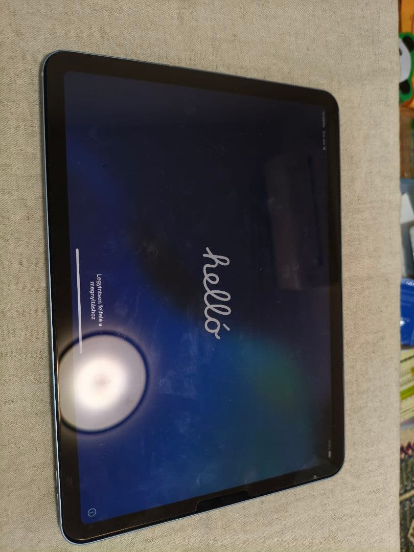 iPad air 第4世代 10.9インチ スカイブルー cellularモデル