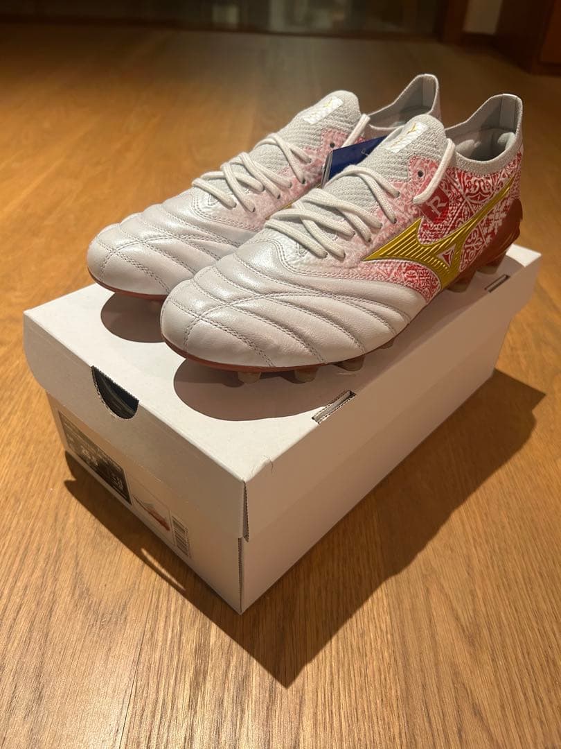 新品未使用サッカースパイク モレリアネオ4β SR4 25.5 セルヒオ ラモス