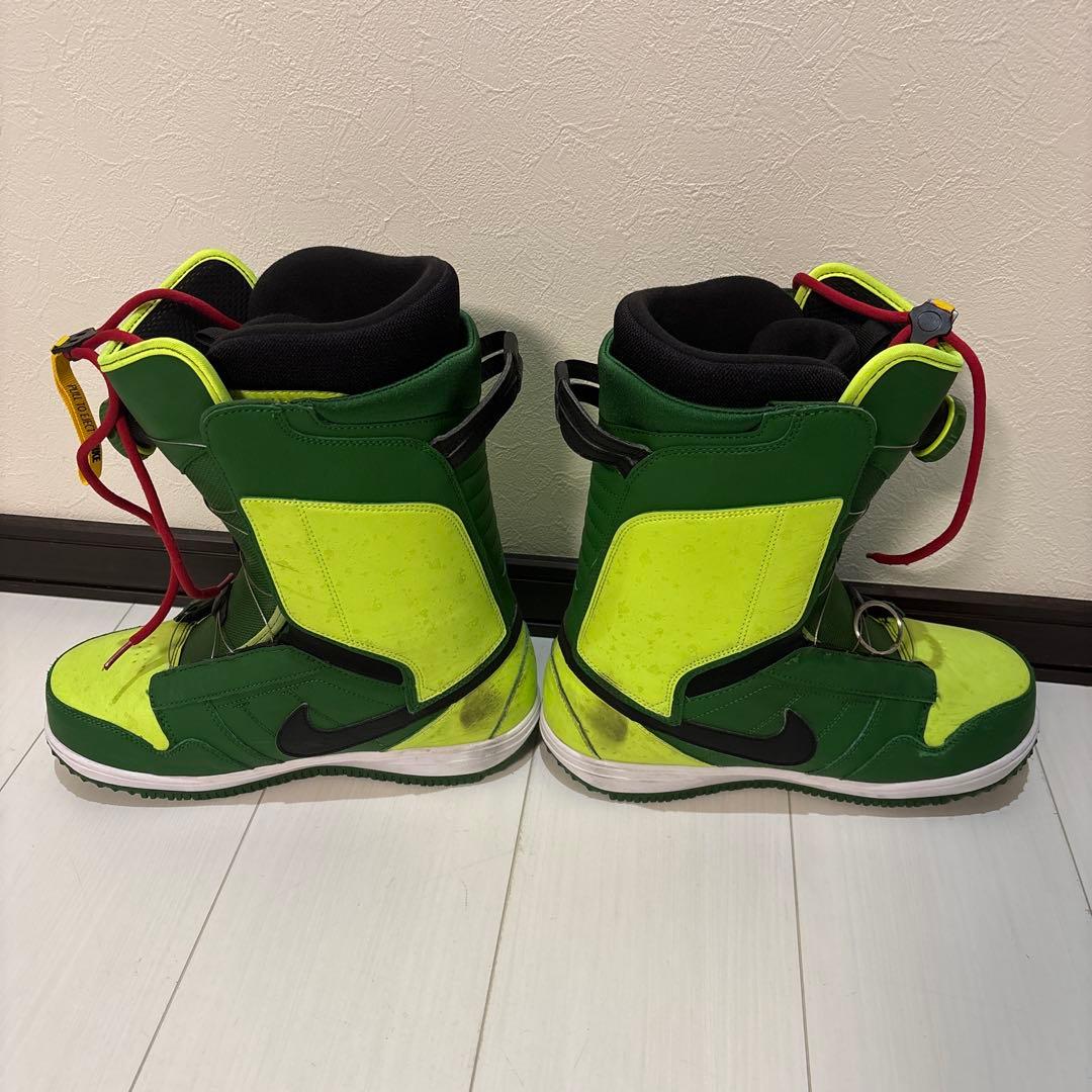 Nike スノーボードブーツ グリーン/イエロー