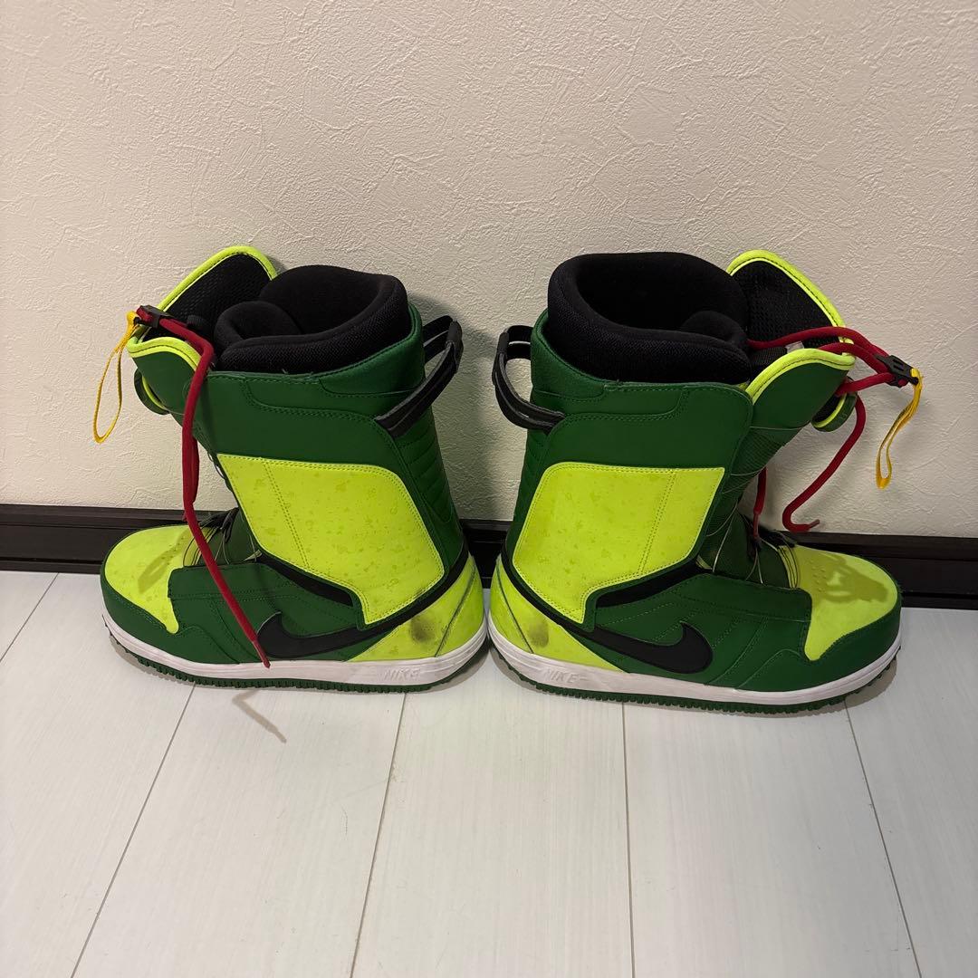 Nike スノーボードブーツ グリーン/イエロー