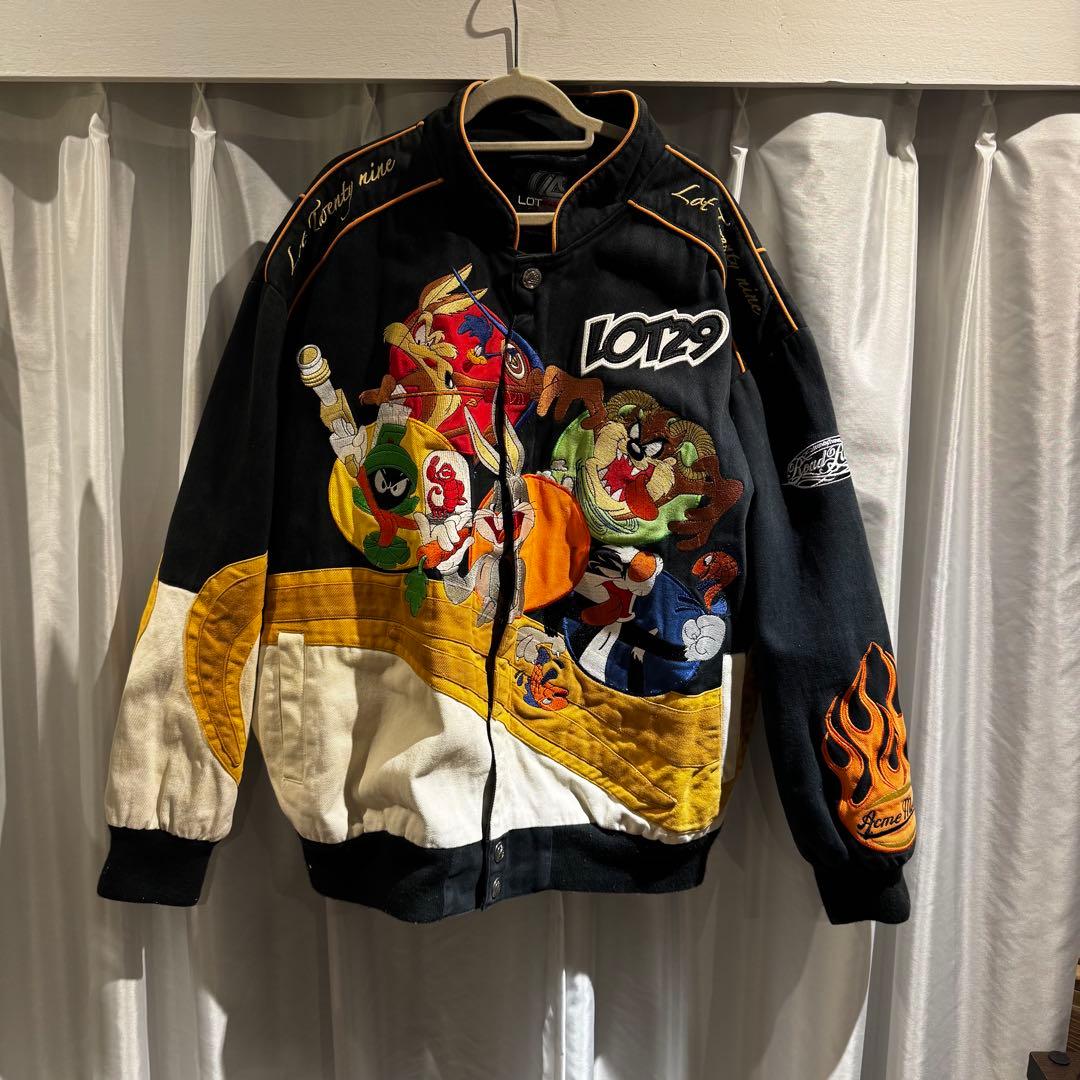LOT29 ルーニー・テューンズ スタジャン 6XL
