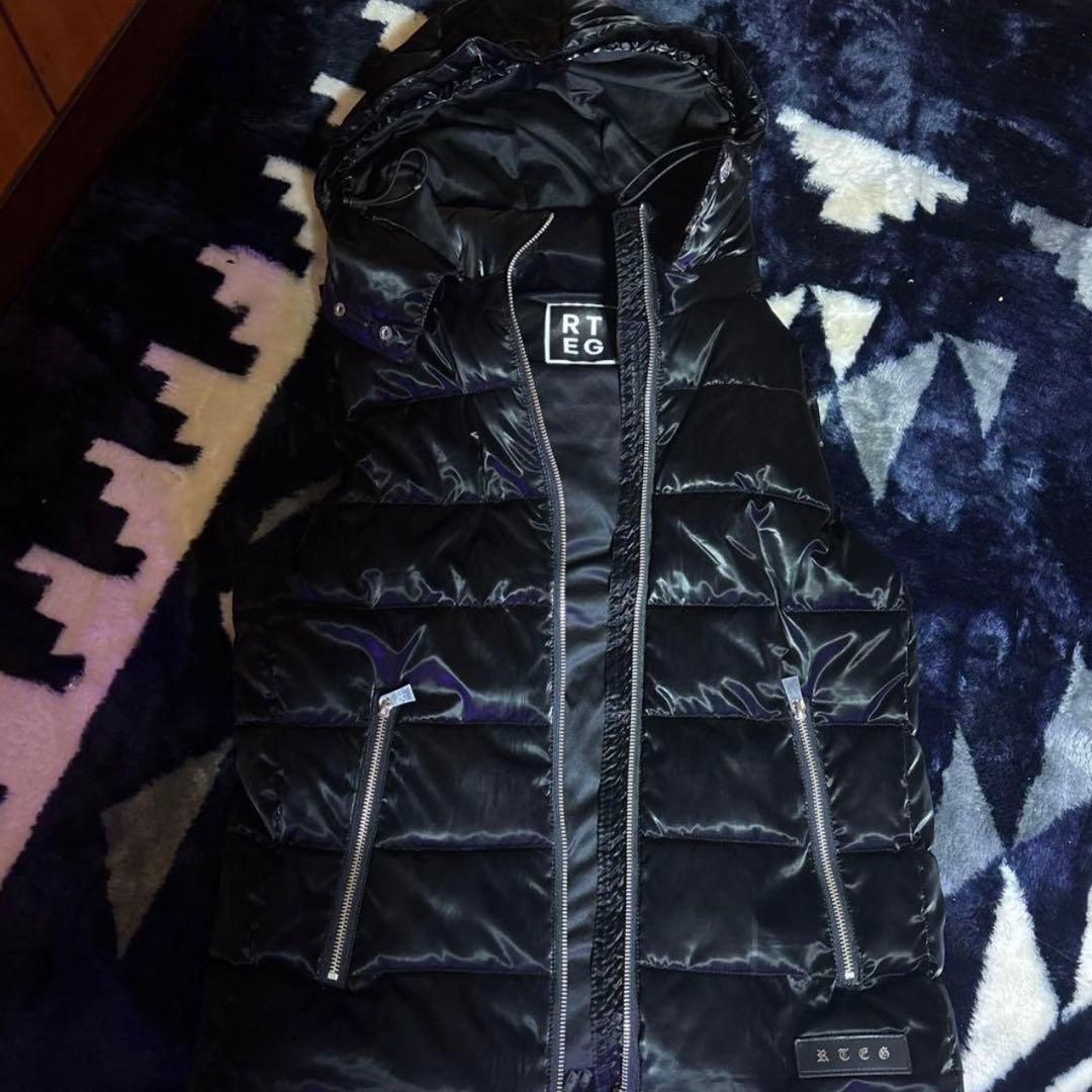 アダムスジャグラー　ダウンベスト M