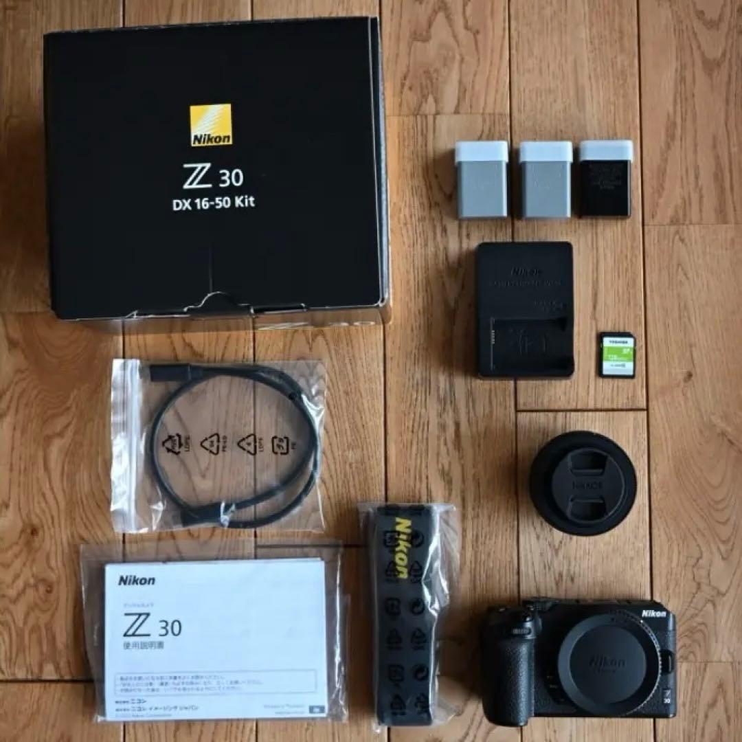 とんとんと✴︎おまけ多数✴︎ Nikon Z30 16-50 VR