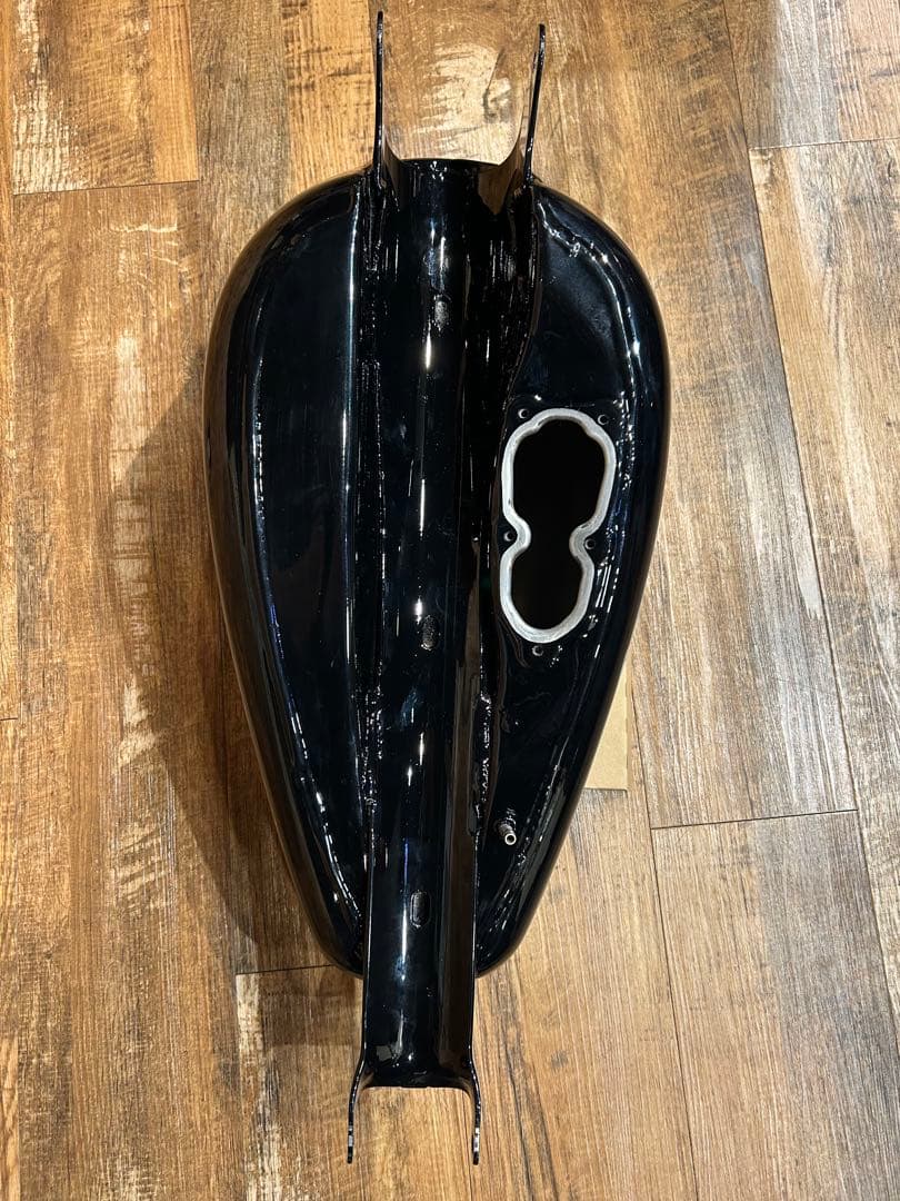 スポーツスター　タンク 12.5 純正　フォーティエイト　フレイムス