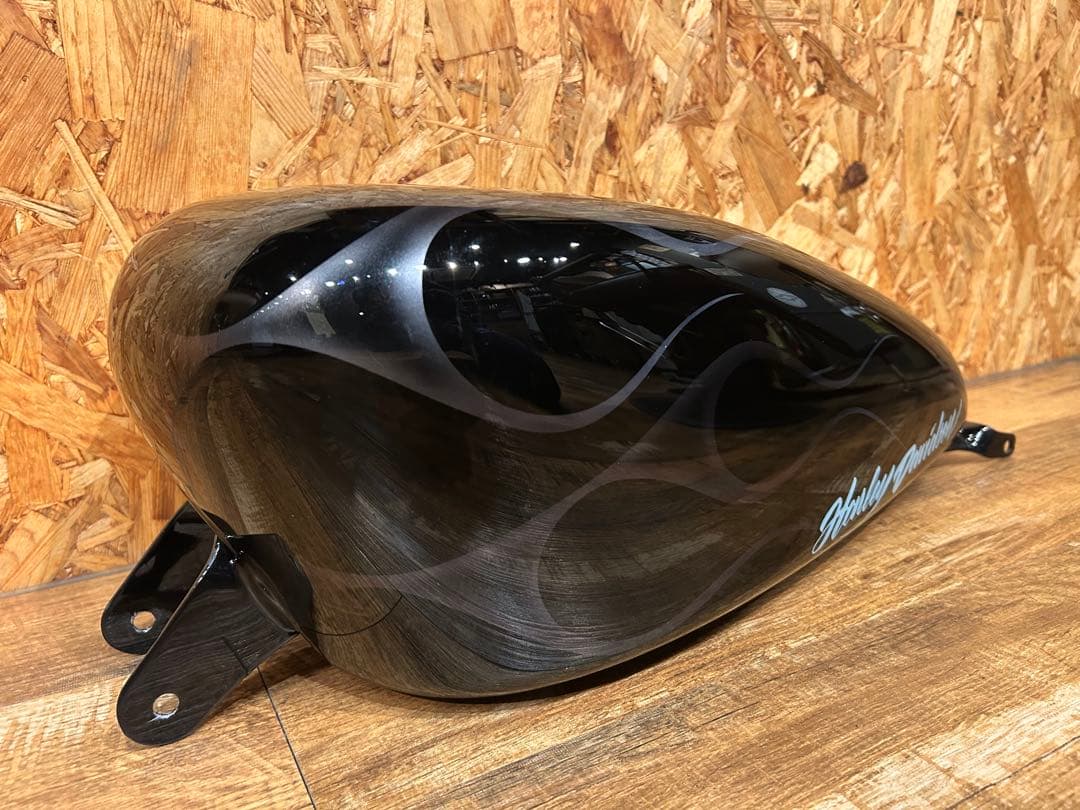 スポーツスター　タンク 12.5 純正　フォーティエイト　フレイムス