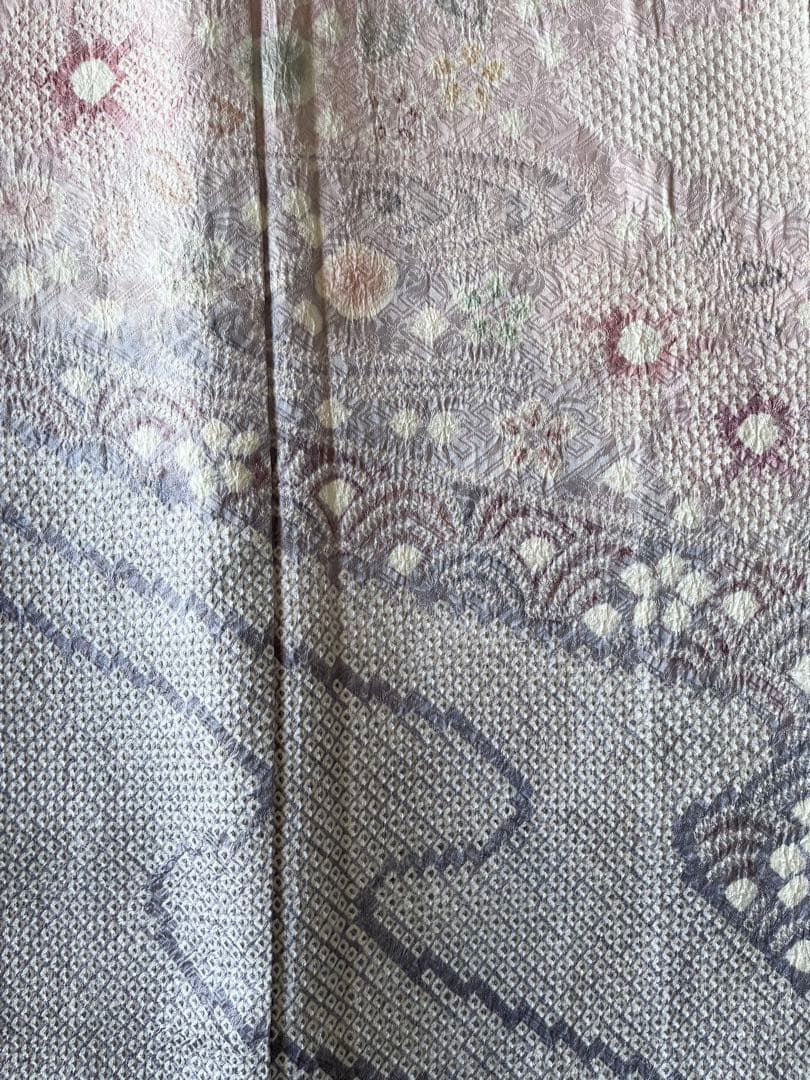 章　藤娘きぬたや◆幻想的な流水文様の訪問着◆総絞り