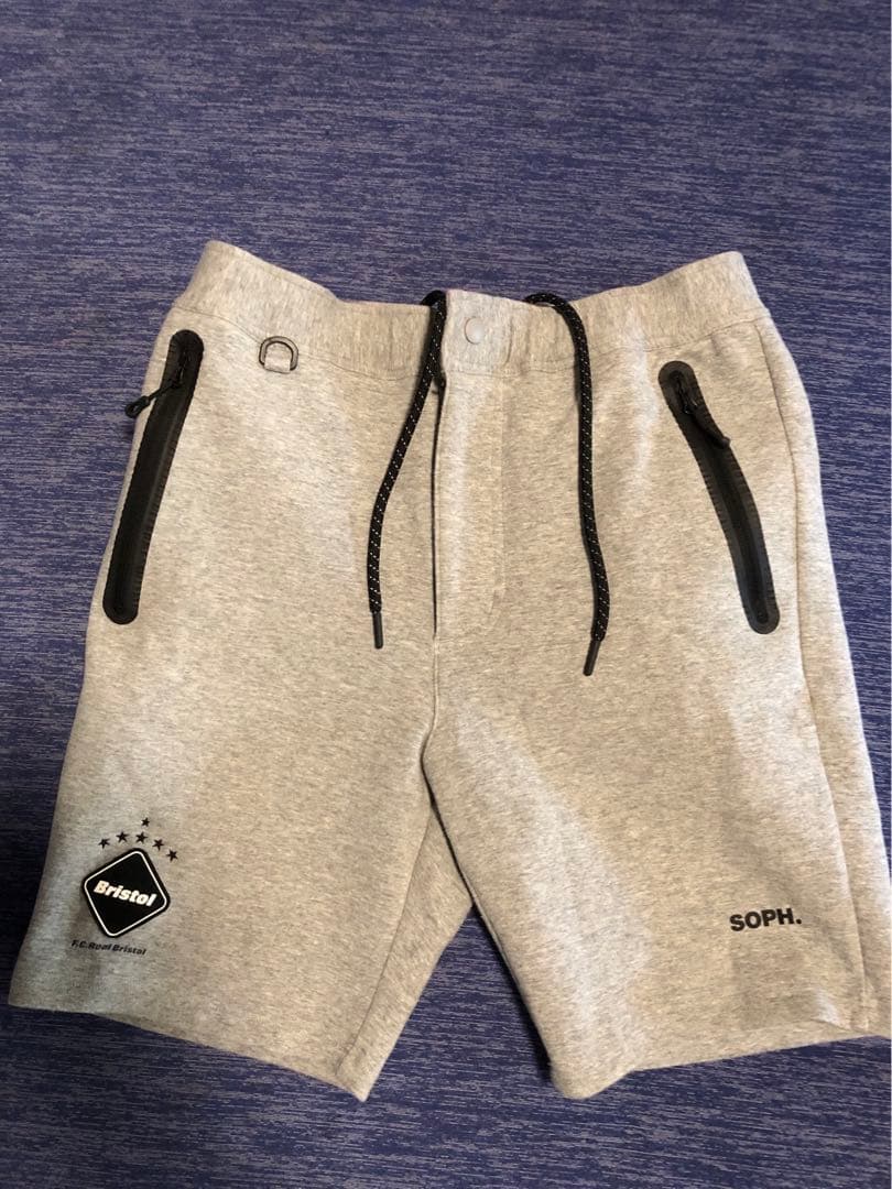 パンツ TECH SWEAT TRAINING SHORTS Bristol