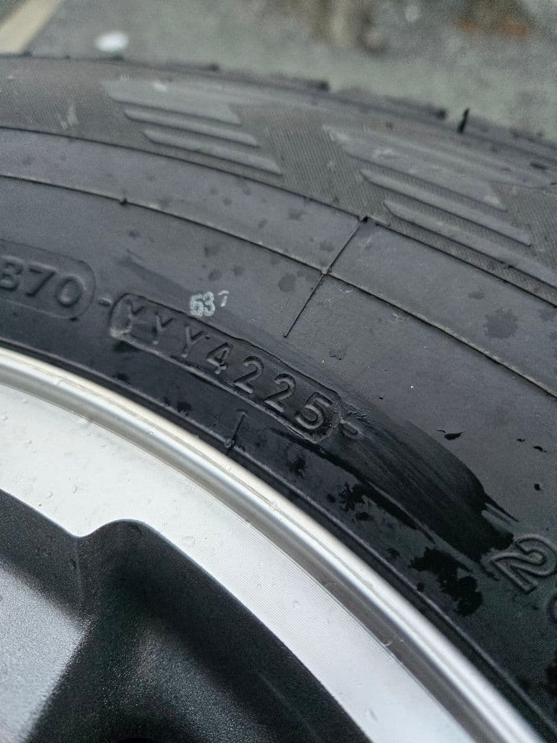 ジープ　ラングラー　スタッドレス　使用少ない　265/70R17