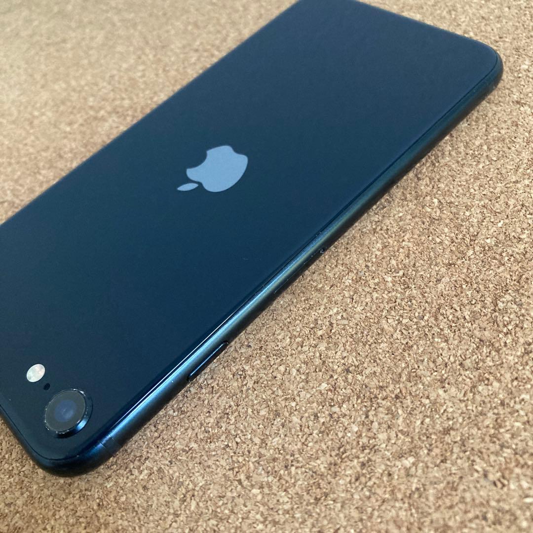 807【早い者勝ち】電池良好☆iPhoneSE3 64GB SIMフリー☆