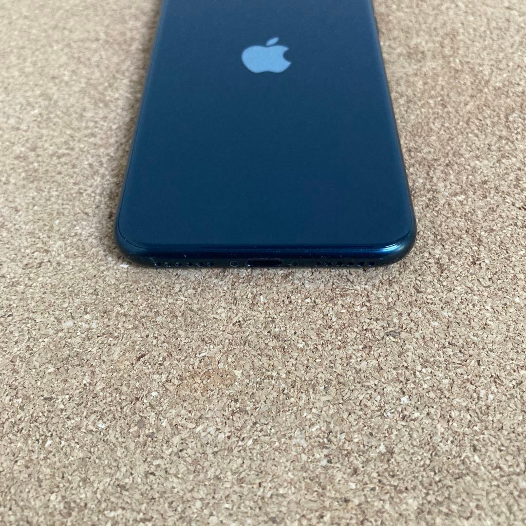 807【早い者勝ち】電池良好☆iPhoneSE3 64GB SIMフリー☆